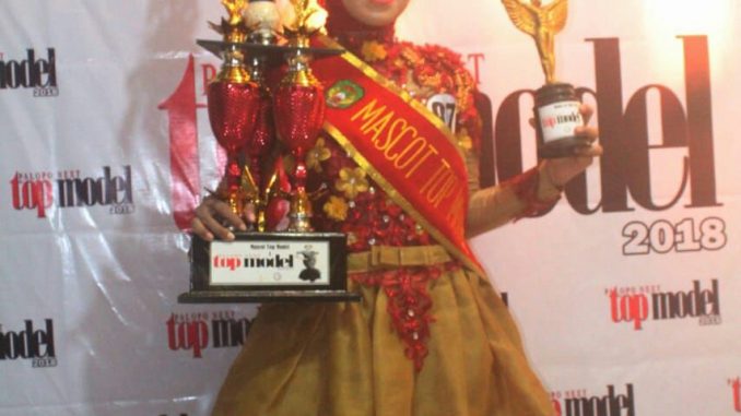 Gambar Annisa Zulaiha, Mahasiswa Ikom UIN Alauddin Juarai Kategori Mascot Top Model 2018